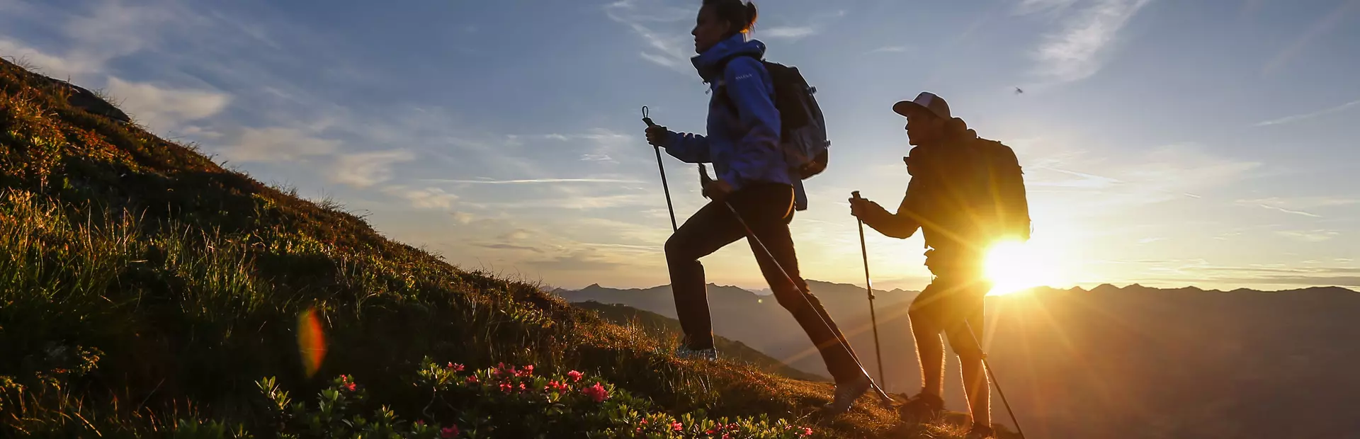 Wanderung bei Sonnenaufgang  © Archiv TVB Mayrhofen / Dominic Ebenbichler