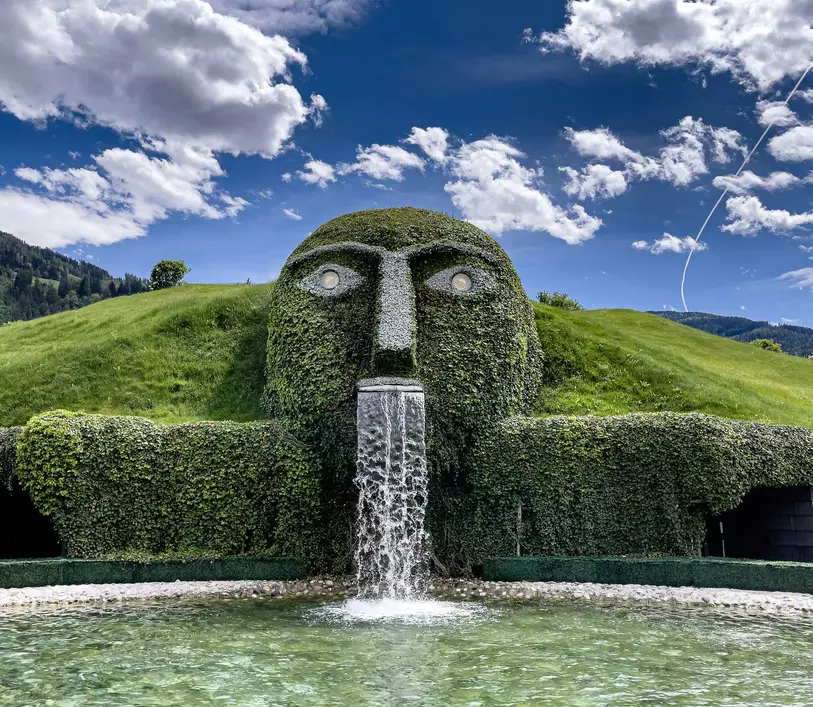 Riese der Swarovski Kristallwelten in Wattens © Unsplash / Andreas Weilguny